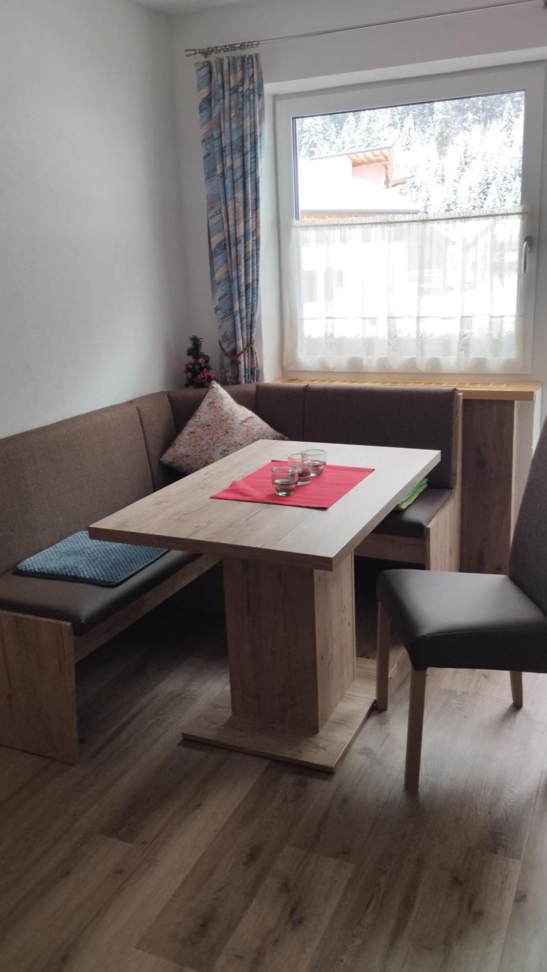 Haus Huter Apartment Kaunertal Bilik gambar