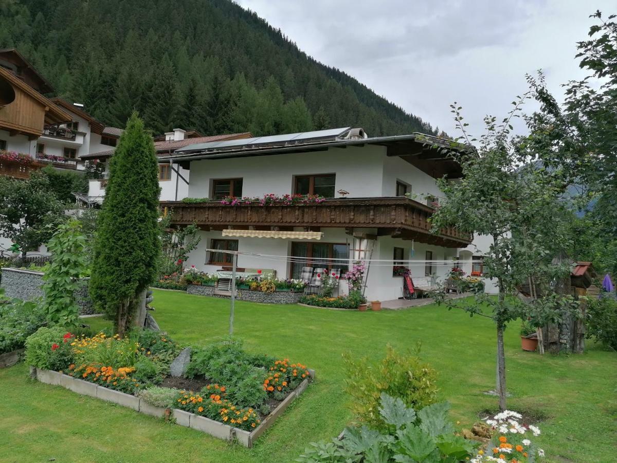 Haus Huter Apartment Kaunertal Luaran gambar